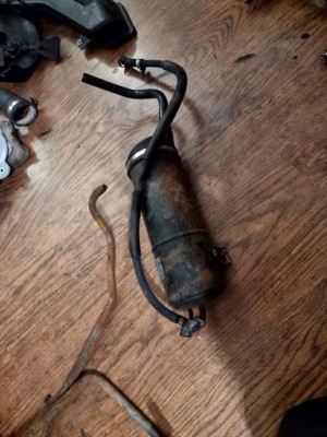 Bmw 8 e31 840 850 корпус фильтр угольный фото №1