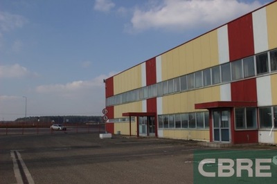 Magazyny i hale, 23386 m²