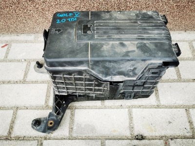 Vw golf v 5 корпус акумулятор комплектна фото №1