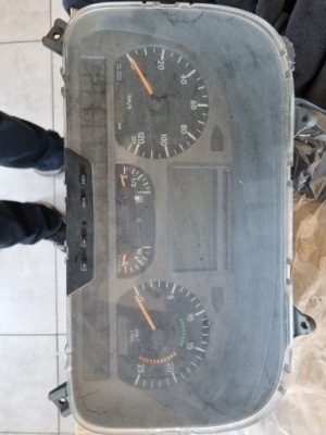 Mercedes actros axor atego ii счетчик приборы a0034463021 фото №1