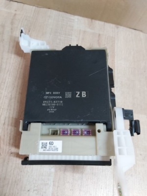 Toyota corolla e21 модуль комфорту блок керування mpx 89221-02710 фото №1