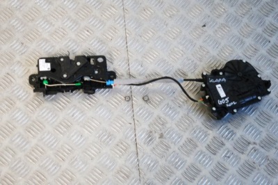 Замок кришки доводчик bmw x5 g05 7441630 7357112 фото №1