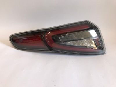 Alfa romeo stelvio qv фара задняя левая led европа хорошее состояние фото №1