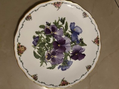 Talerz porcelanowy Royal Albert Pansies S.A. Schofield bratki