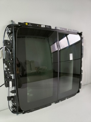 Люк скляний панорама sky lounge bmw g06 f96 фото №1