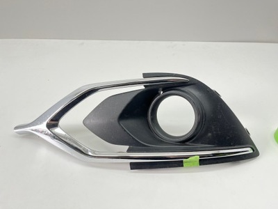 Решётка противотуманной фары +хром правая mitsubishi space star ii lift 2017-20 6402a392 фото №1