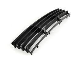 Vw passat b5 рестайлинг  00+ решётка  решётка средняя фото №1