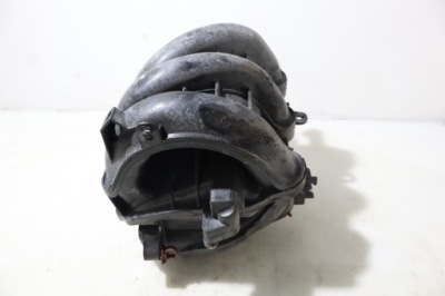 Колектор впускний  peugeot 108 1.0 фото №1