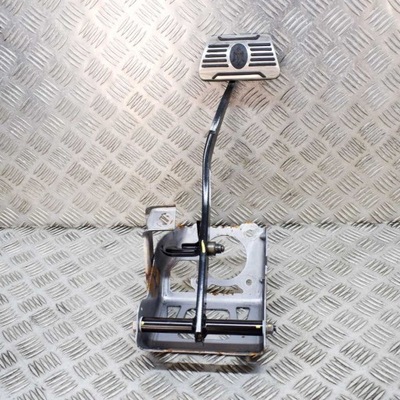 Maserati levante 2023 педаль гальма фото №1