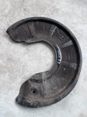 Tesla model s 2012-2021 защита диск тормозной перед правая 1045951-01-b фото №1