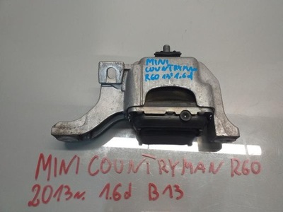 Кронштейн подушка двигуна mini r60 6779805 фото №1