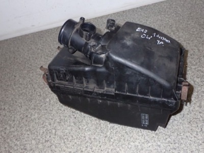 Toyota corolla e12 1.4 d4 корпус фільтра повітря фото №1