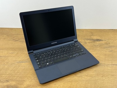 Laptop Samsung 905S3G 14 " Intel Pentium Quad-Core 4 GB / 128 GB
