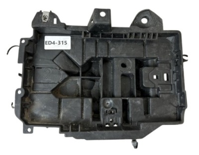 Chrysler 200 jeep cherokee wk2 15r основание аккумулятор 68186053ac оригинал фото №1