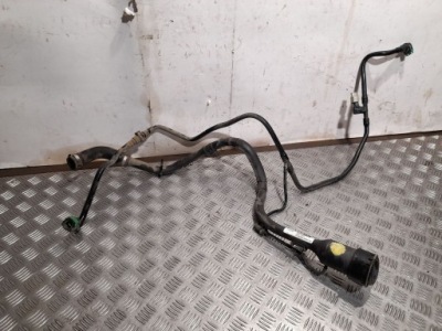 Chevrolet camaro 2017 труба заливної пального фото №1