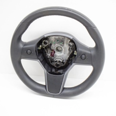 Tesla model 3 2018 воздуховод фото №1