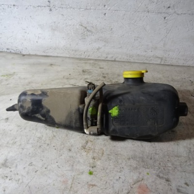 Dacia logan ii бак омивача 289104583r фото №1