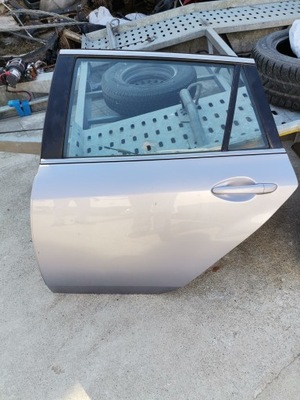 Двері задні ліва праве mazda 6 gh 07-12r. фото №1