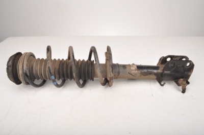 Suzuki sx4 s-cross 1.0 lift амортизаторна стійка лівий перед фото №1