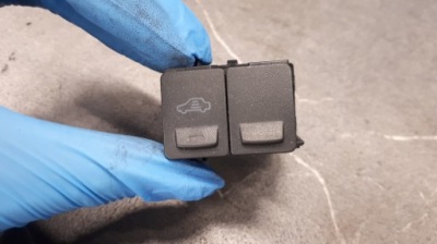 30740285 выключатель сигнализация volvo s40 ii фото №1