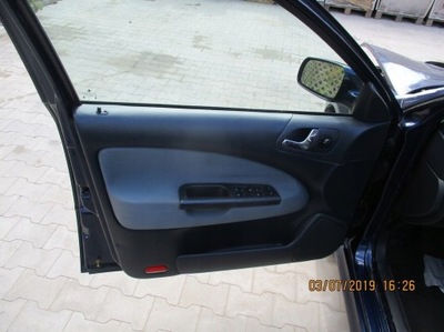 Skoda octavia i zasmek дверь левый перед idealny фото №1