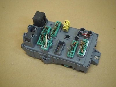 Коробка запобіжників honda accord vi 1.8 b фото №1