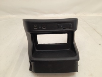 Dodge durango lift 18- захист консолі port usb 6zs98dx9ab usa фото №1