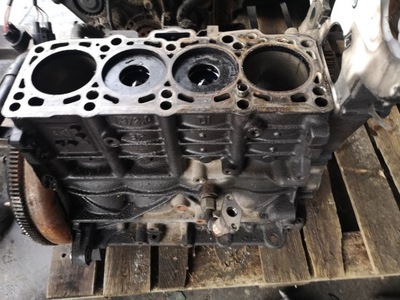 Блок двигуна komplenty vw audi bkd 2.0 tdi 16v фото №1