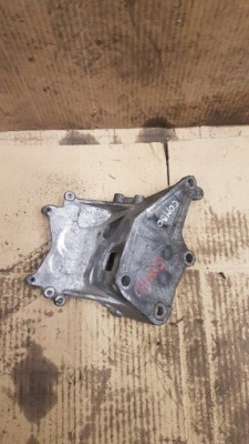 Кронштейн кронштейн двигуна opel combo c 1.7 dti фото №1