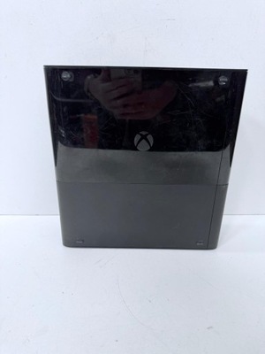 KONSOLA XBOX 360 (69/25)