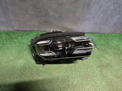 Лампа права перед porsche taycan 9j1 matrix 9j1941060f фото №1