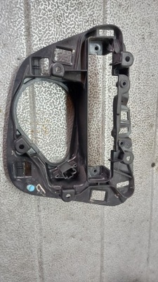 Кронштейн радіо volvo xc60 30781190 фото №1