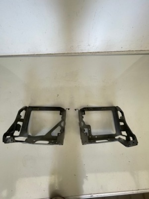 Кронштейн радиатора renault alpine a110 фото №1