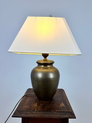 Klasyczna lampa mosiężna