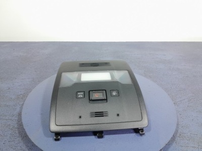 Lexus ux 250h лампа потолочный 867e1-33011 фото №1