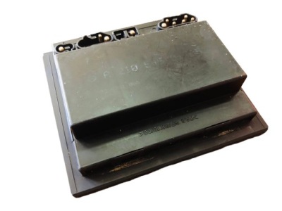 Модуль блок керування mercedes w210 оригінальний номер 2105450105 фото №1