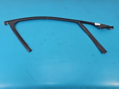 Молдинг двері перед ліва mercedes e w213 a2137252700 фото №1