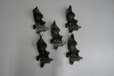 Volkswagen оригинальный номер 03l903143q кронштейн генератора фото №1