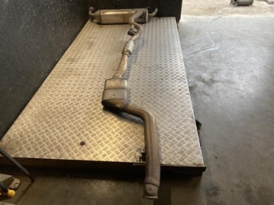 Гасник bmw 4 g23 convertible 2021 90760903 фото №1