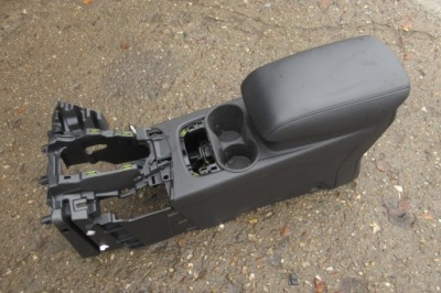 Ford focus mk3 14r тунель середній підлокітник фото №1