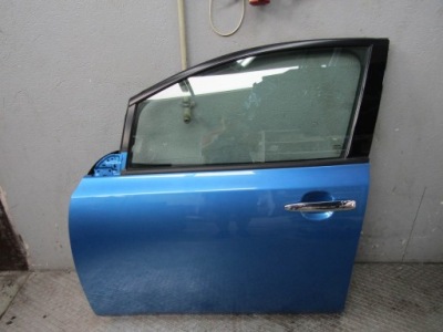 Leaf ii ze1 21r дверь левая передние левый перед rca фото №1