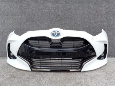 Toyota yaris iv бампер передний перед фото №1