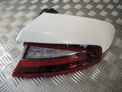 KIA STINGER GT FARO DIODO LUMINOSO LED DERECHA PARTE TRASERA  