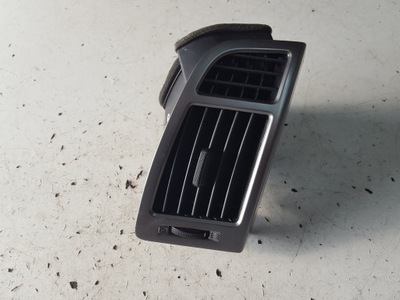 Hyundai i20 lift 12-14r решітка обдув права фото №1