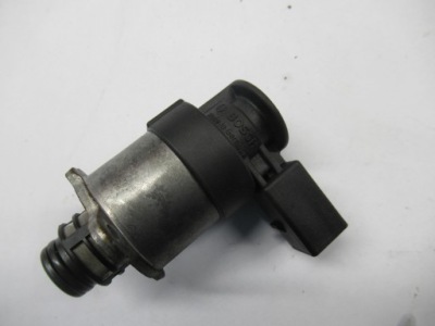 Bmw 3 регулятор давления топлива 9284007 фото №1