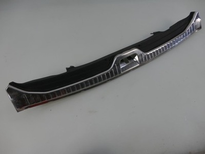 Volvo xc60 lift захист поперечина поріг замка багажника задня фото №1