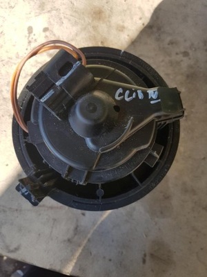 Воздуходувка отопителя renault clio iv t1020778j фото №1