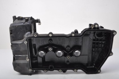 Toyota aygo i 1.0 кришка клапанів 11210-0q010 фото №1