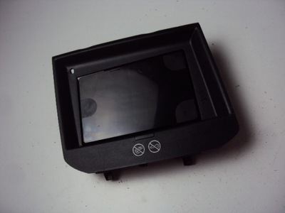 Зарядний пристрій станція peugeot 3008 ii 2016- фото №1