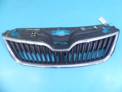 Решітка радіатора решітка радіатора skoda rapid 16-19 фото №1